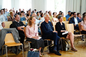 View of the audience during Christof Mauch’s opening remarks. In the first row from left to right: Francesca Biagini, Helmuth Trischler, and Sonja Dümpelmann.
