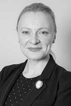 Prof. Dr. Juliane Prade-Weiss
